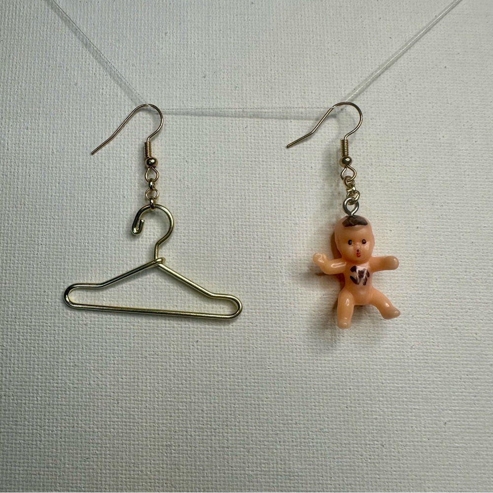 Abort N*zis! Single, Gold
